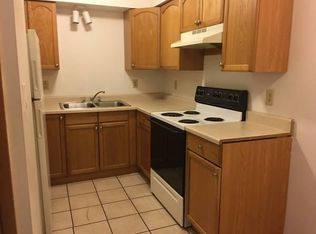 760 Valley Rd, Menasha, WI 54952