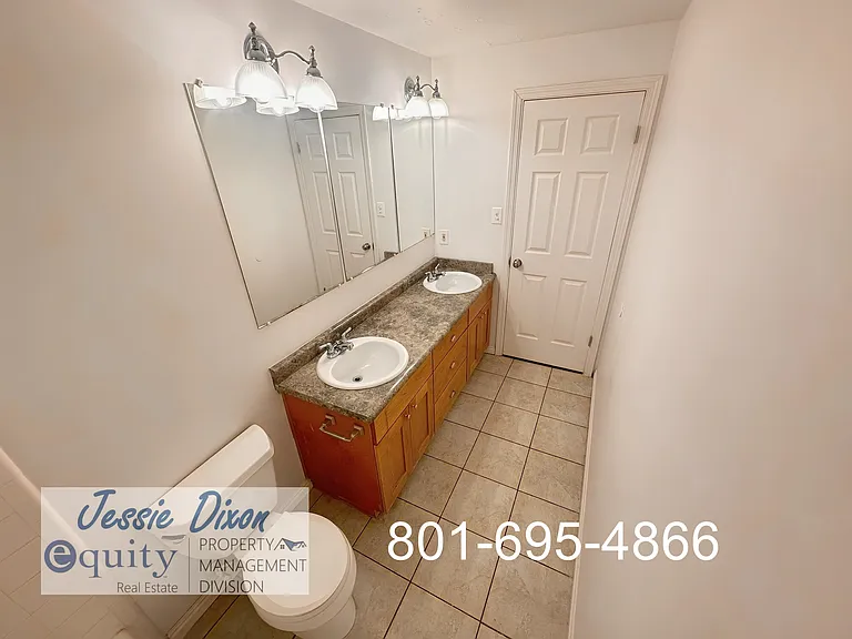 245 Briarwood Dr — Photo 10