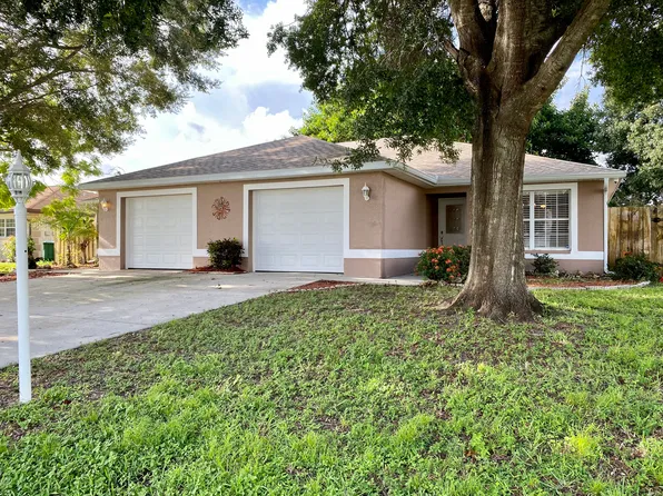 611 SE 13th Ter, Cape Coral, FL 33990