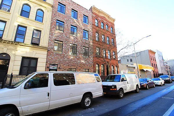 Rented by null | media 10