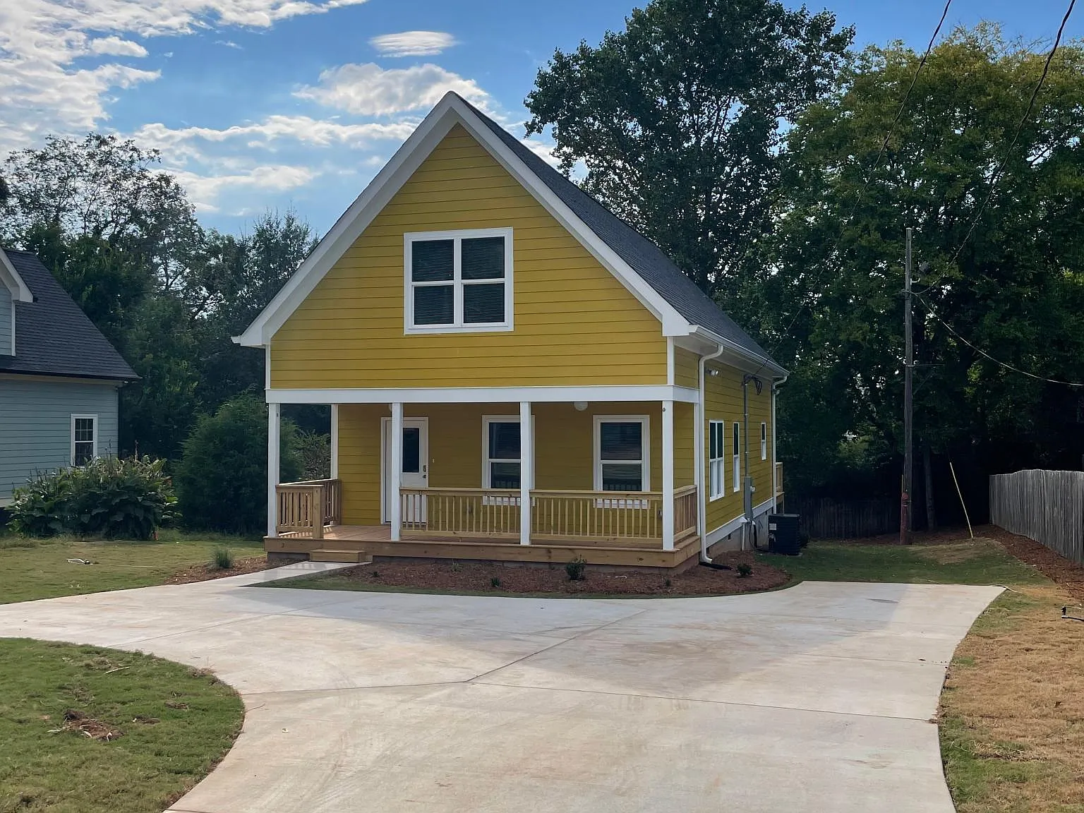 210 Evans St — Photo 1
