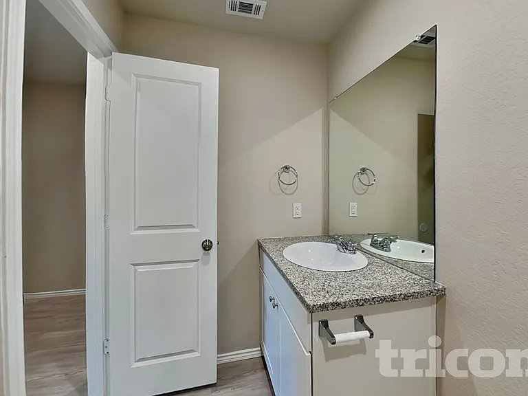 5546 Basil Chase — Photo 13