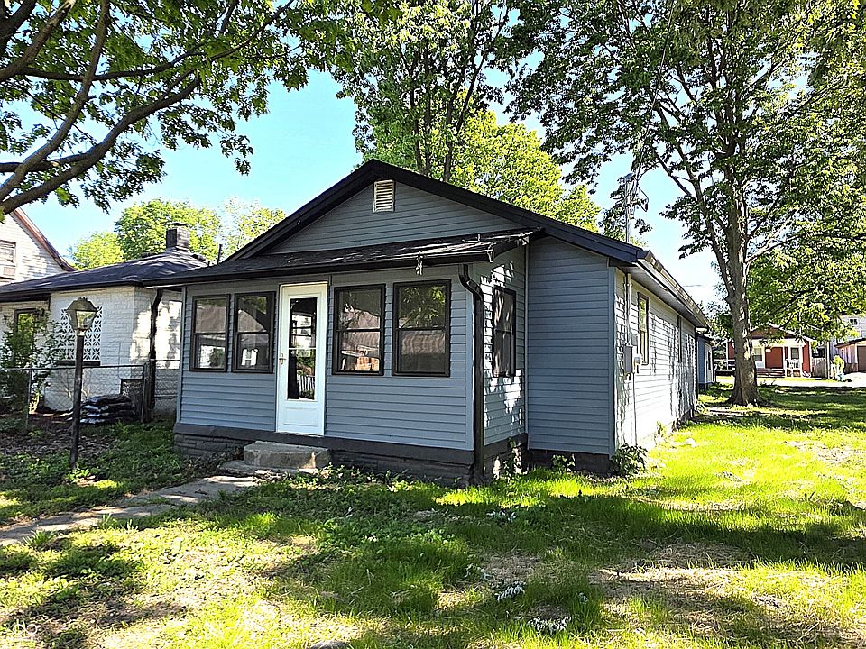 1st image of 1131 E Gimber St