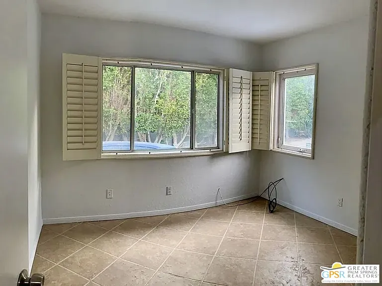 123 W San Carlos Rd — Photo 9