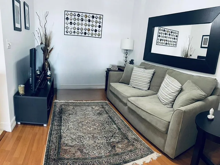 800 NE 195th St #605 — Photo 16