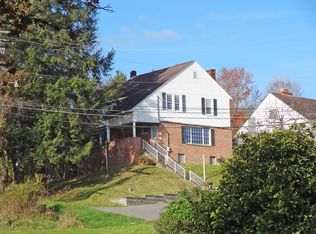 15 Beverly Cir, Fairmont, WV 26554