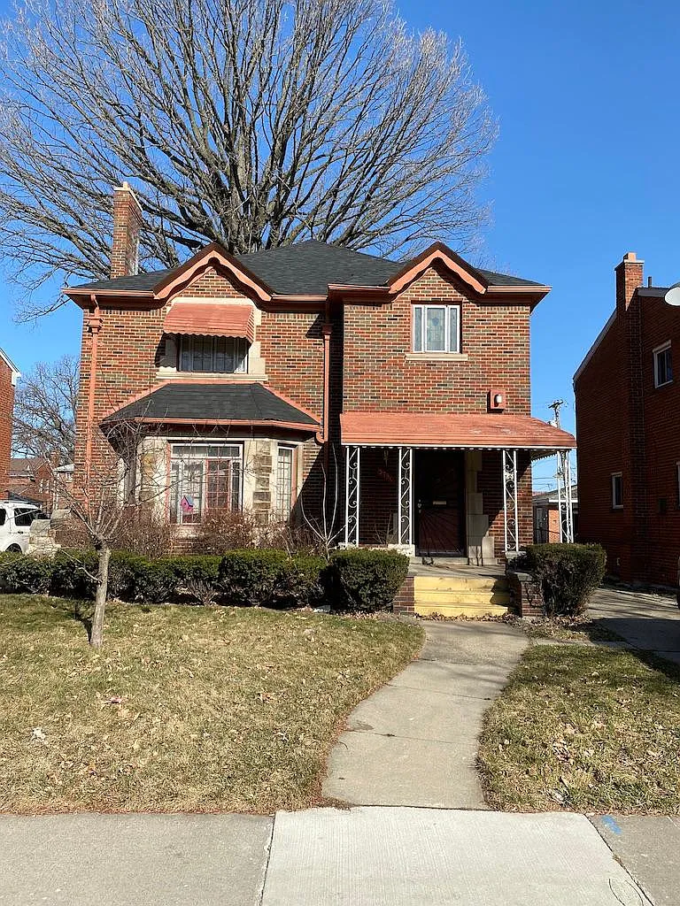 3750 Fullerton St — Photo 1