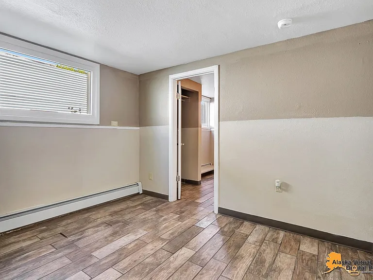 1335 Hyder St — Photo 28