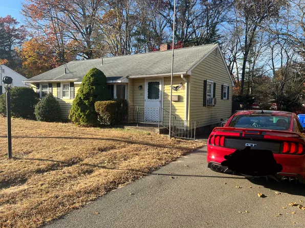 25 Beatrice Avenue, Bloomfield, CT 06002