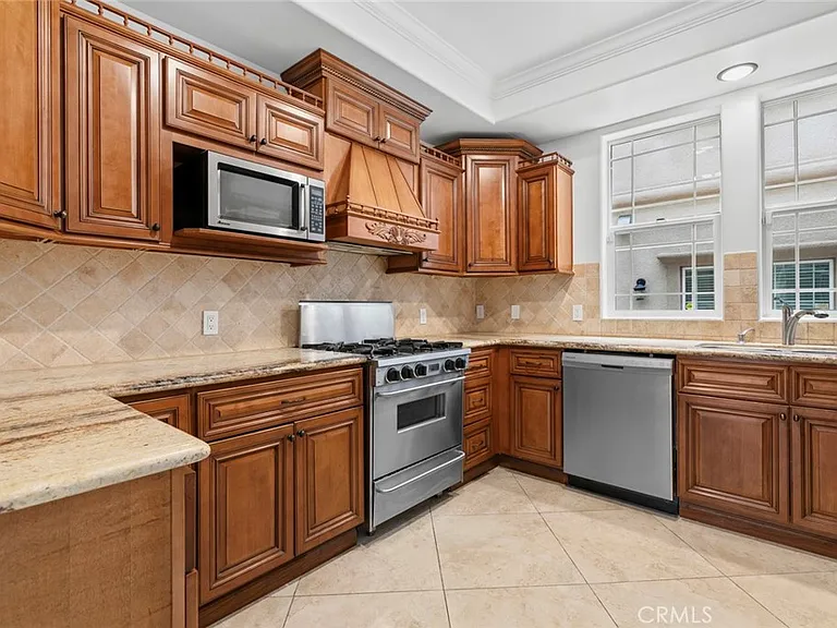 333 Milford St #105 — Photo 23