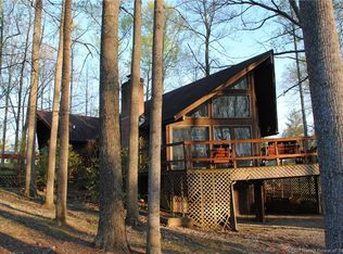 748 N Deer Run Rd, Salem, IN 47167