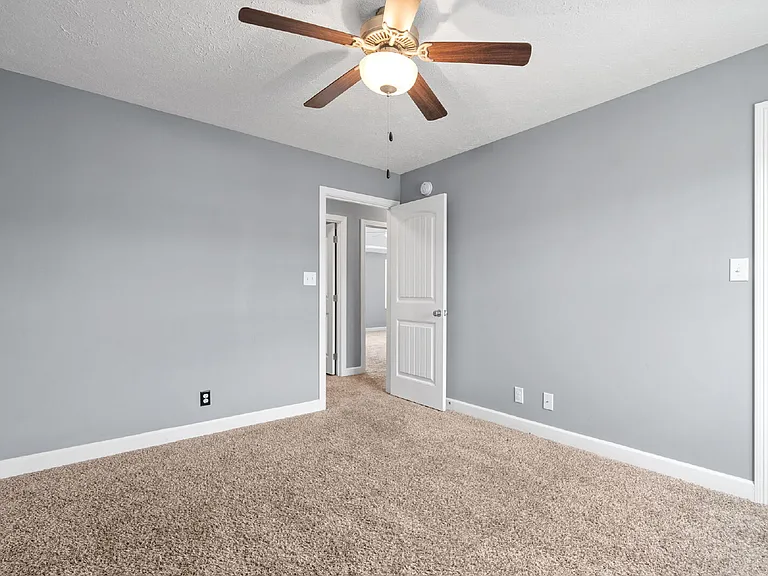 3755 Windmill Dr — Photo 26