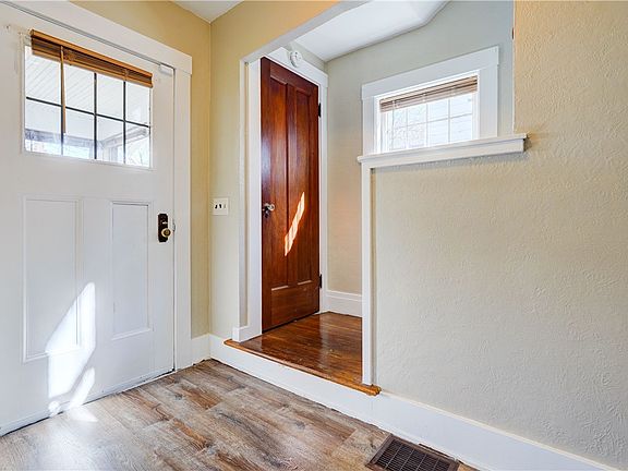 4th image of 65 Devon Rd