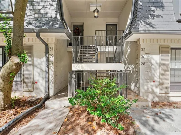 27 Cantey Pl NW, Atlanta, GA 30327