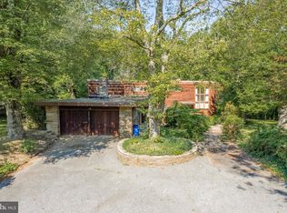 410 Sandy Bank Rd, Media, PA 19063