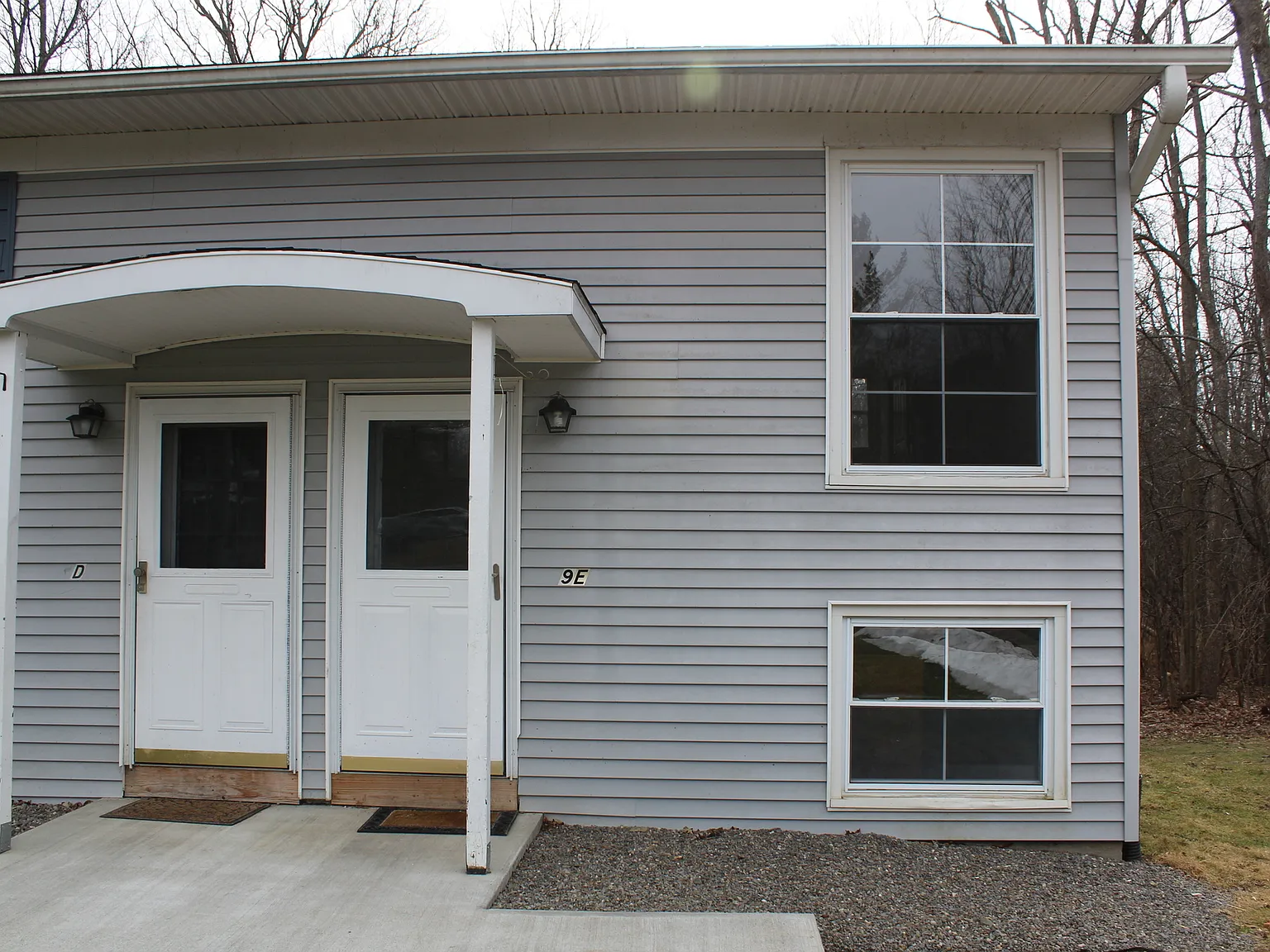 Deibler Heights 2 BR — Photo 2