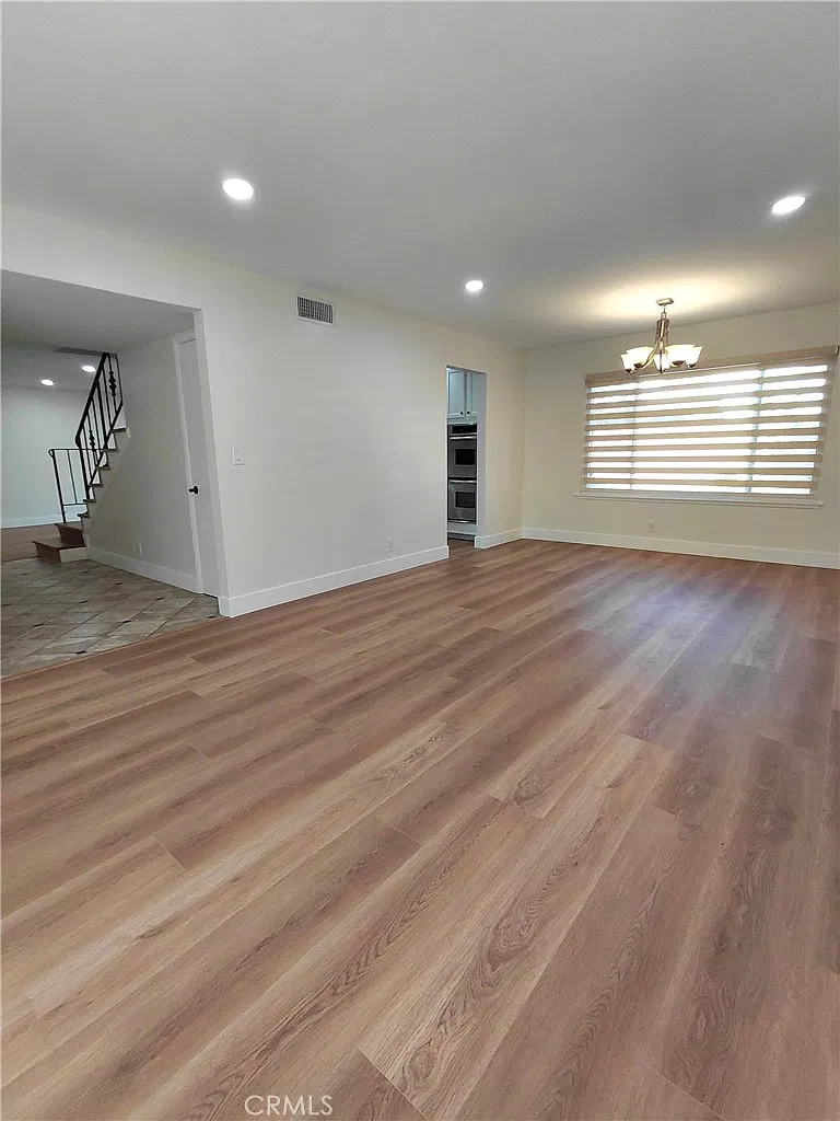 4 bed, 2.5 bath, 1882 sqft, $5,000 — Photo 4