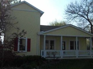 2089 Kingston St, White Lake, MI 48386