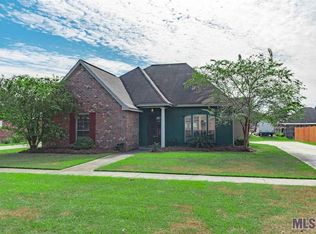 34074 Hawks Cv, Denham Springs, LA 70706