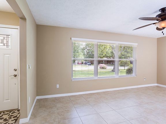 5th image of 2632 Whipple Ave