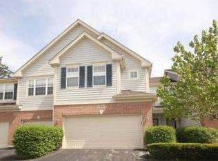 2216 Grove Ct, Naperville, IL 60563