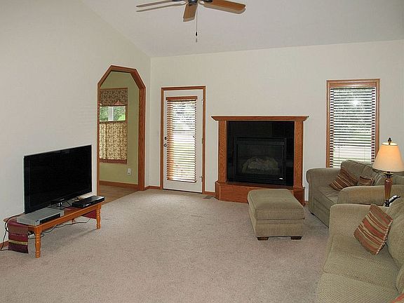 Living Room with Gas Fireplace