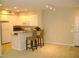 422 Enclave Cir APT 304, Costa Mesa, CA 92626