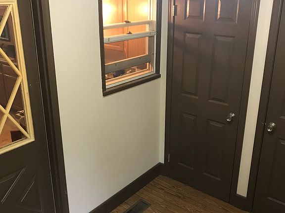 Enclosed heated mud room