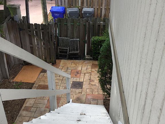 2nd Floor access both from inside and outside the unit.