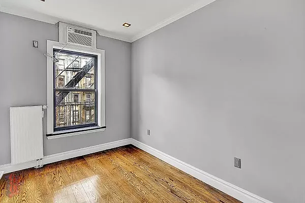 Rented by REAL New York | media 11