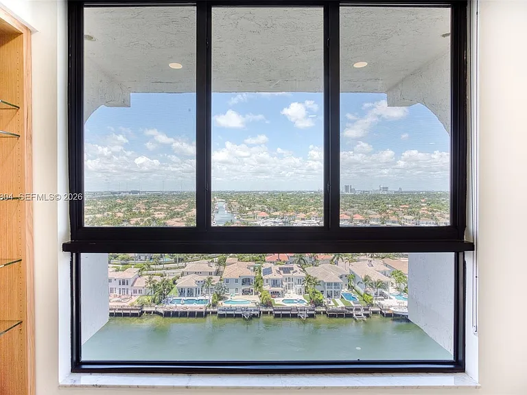 1500 S Ocean Dr #PHE — Photo 13