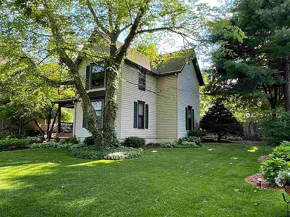 2nd image of 402 N Rockford Ave
