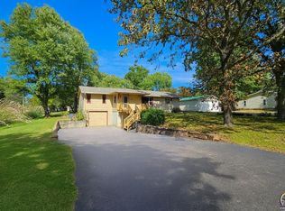 318 Center St, Carbondale, KS 66414