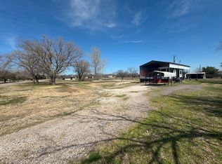 1254 Leo Andrews Rd, Whitesboro, TX 76273