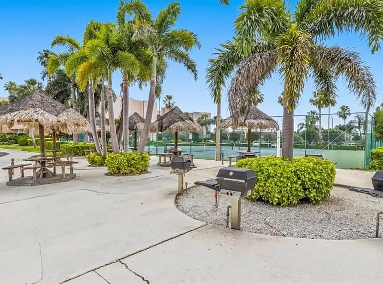 7300 Sun Island Dr S #905 — Photo 26