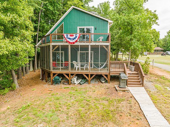 2nd image of 238 Tidewater Dr