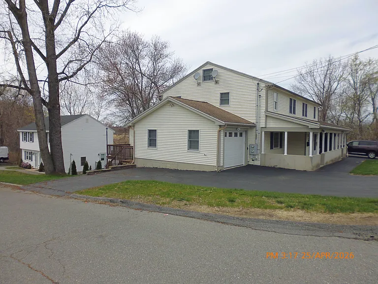 32 Peaslee Ter — Photo 4