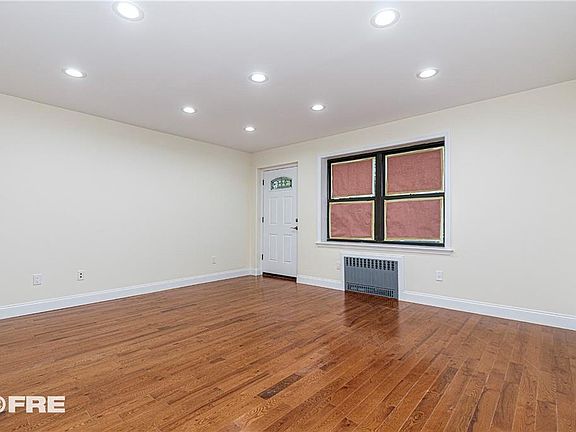 2nd image of 442 Blake Ave
