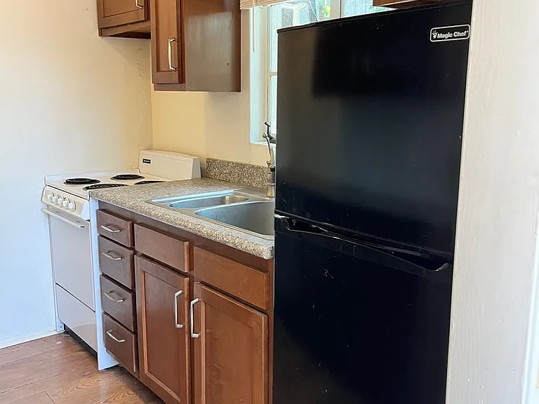 3124 E Pima St — Photo 3