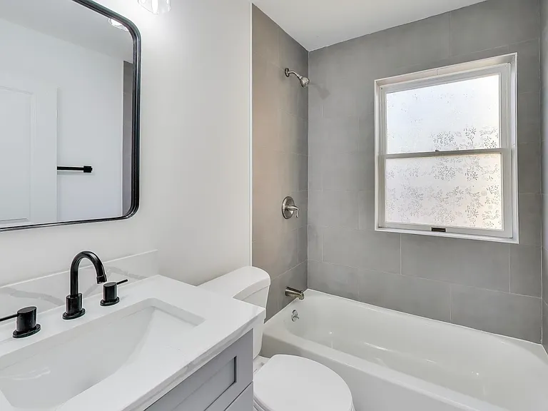 5305 Dana Pl NW #3 — Photo 8
