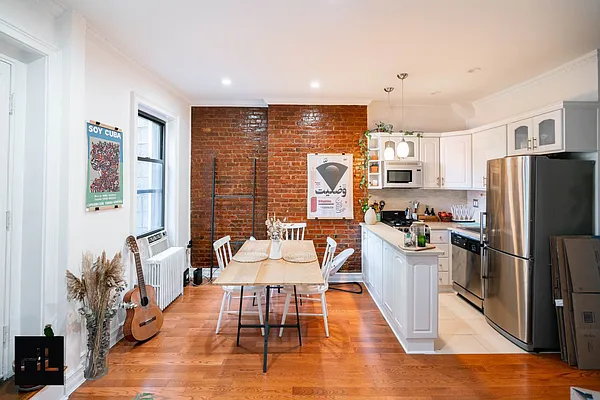 Rented by Highline Residential | media 7