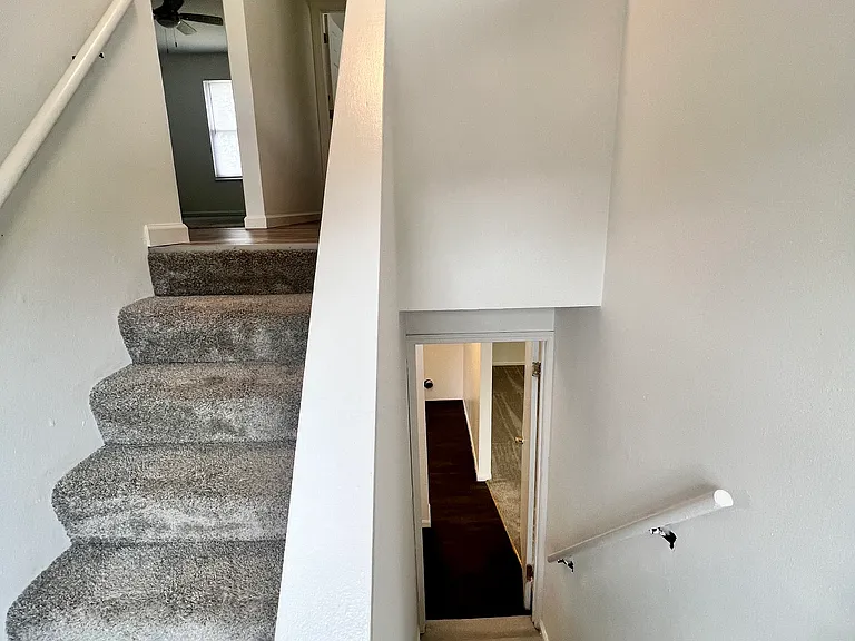 110A Del Oro Dr — Photo 3