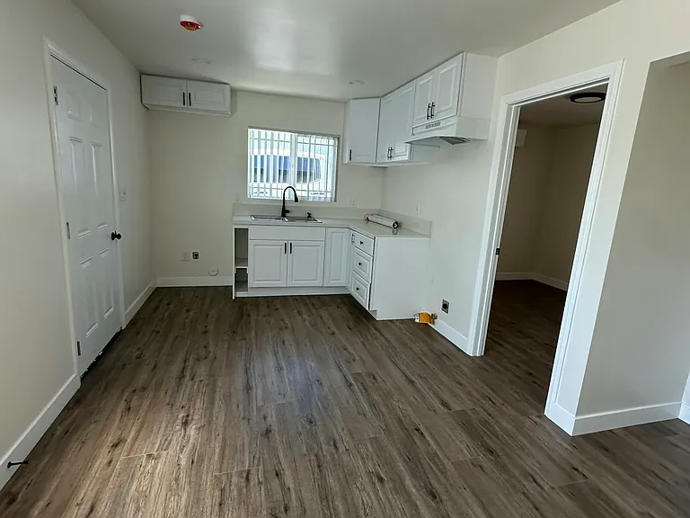 13187 Splendora Ave #13185-3/4 — Photo 7