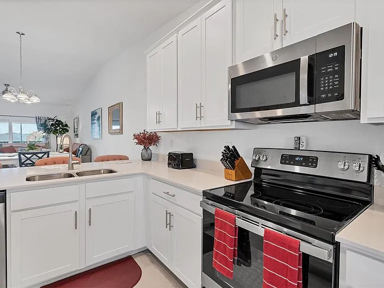 14224 Heirtage Landing Blvd #921 — Photo 12