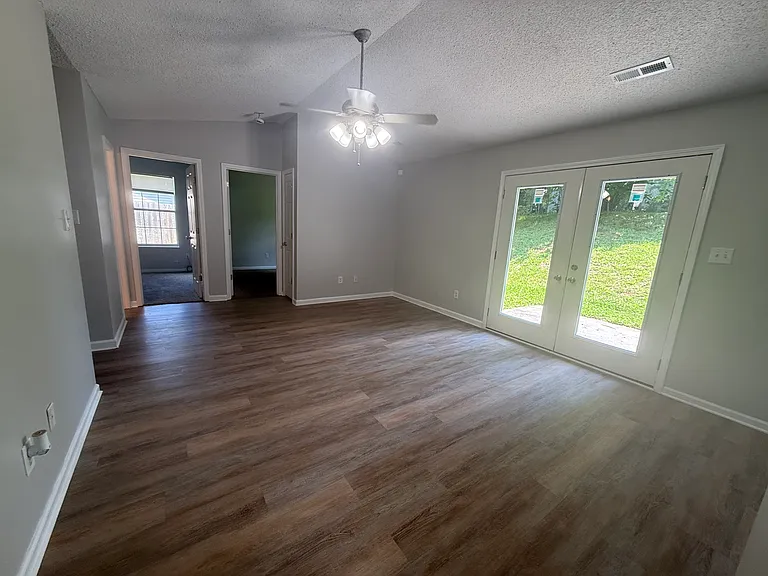 7662 Trey Oaks Ln — Photo 5