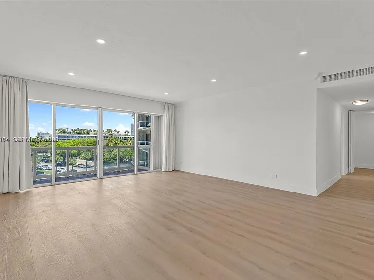 2451 Brickell Ave #6N — Photo 4