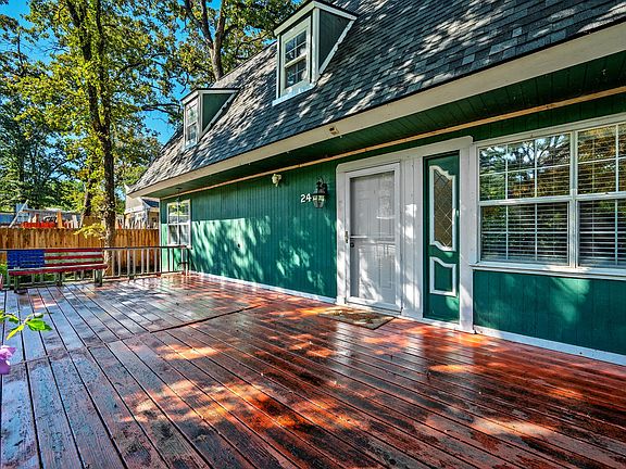 3rd image of 241 Robin Hood Rd