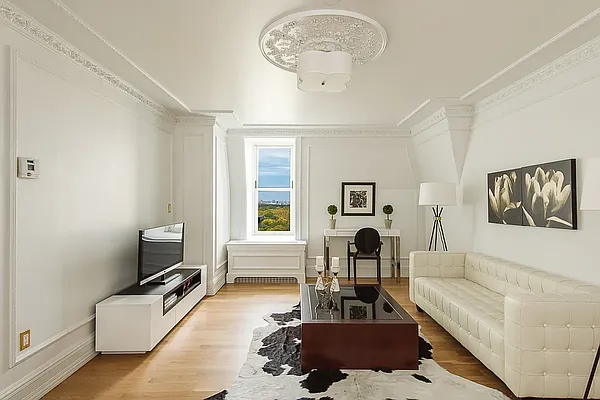 Rented by Compass | media 13