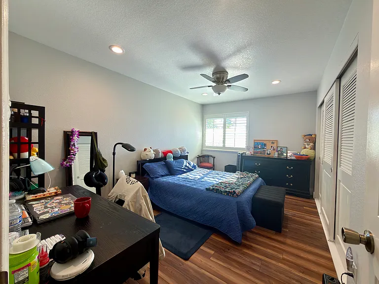 6421 Rolling Meadow Ct — Photo 13