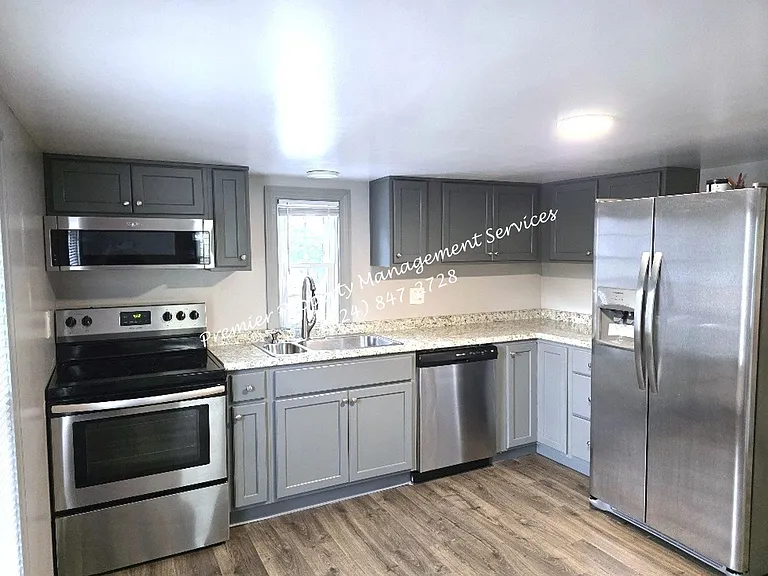 1119 Riverside Dr #2 — Photo 12